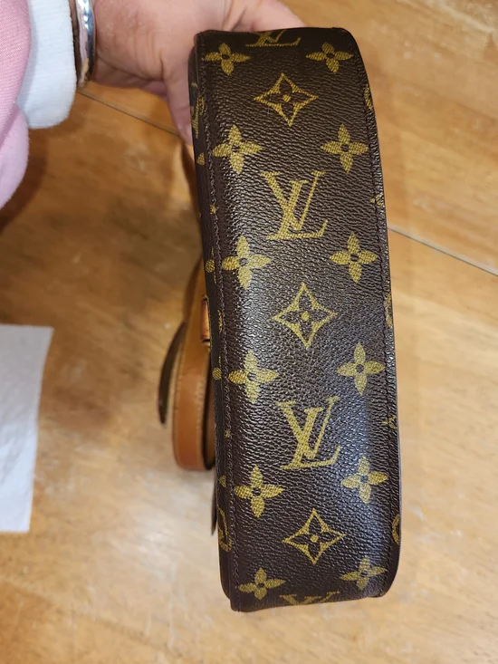 Auth Louis Vuitton Monogram Saint Cloud GM Shoulder Bag - Picture 6 of 16